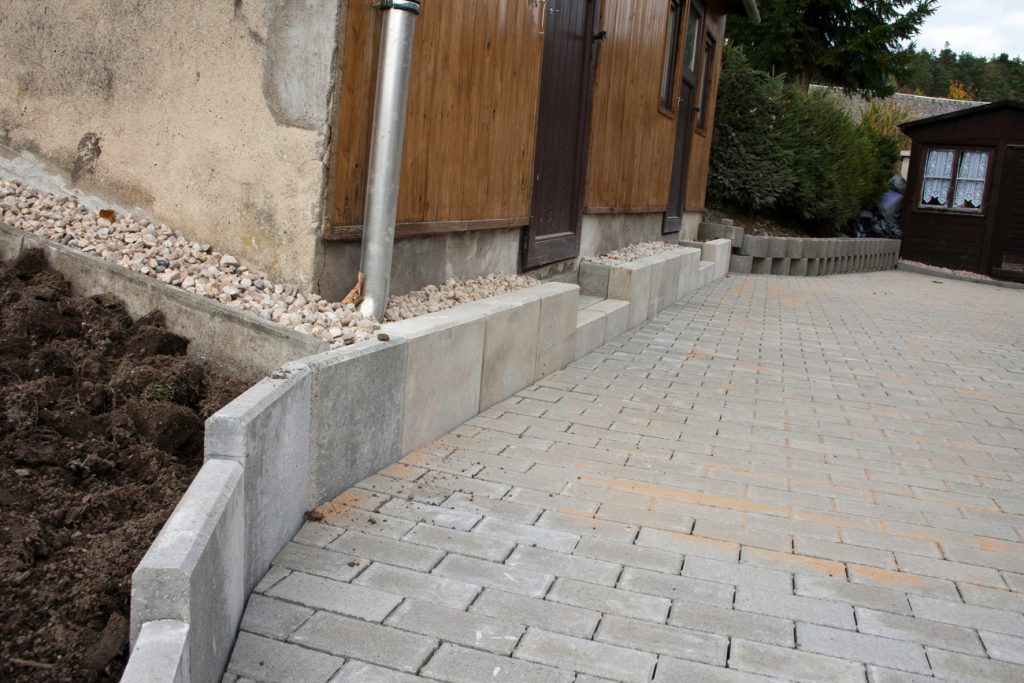 Industriebau, Pflaster