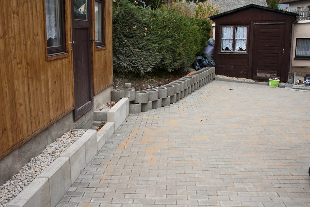 Industriebau, Pflaster